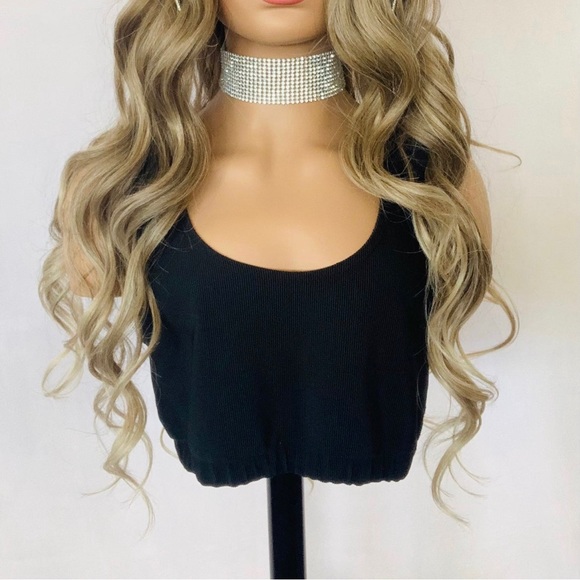 Very Pretty 28” Ombre Ash Brown Premium Fiber Lace Front Wig - Picture 2 of 8